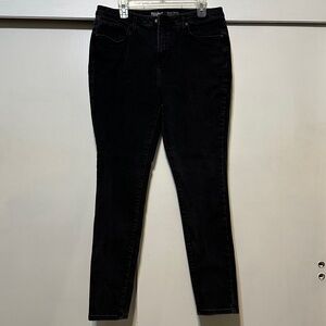 Mossimo women’s curvy skinny power stretch, denim Black Jeans size 14 like new